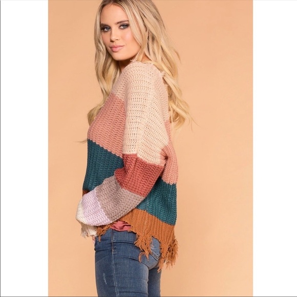 On the Road Distressed Color Block V-Neck Sweater Size S/M - Picture 13 of 16